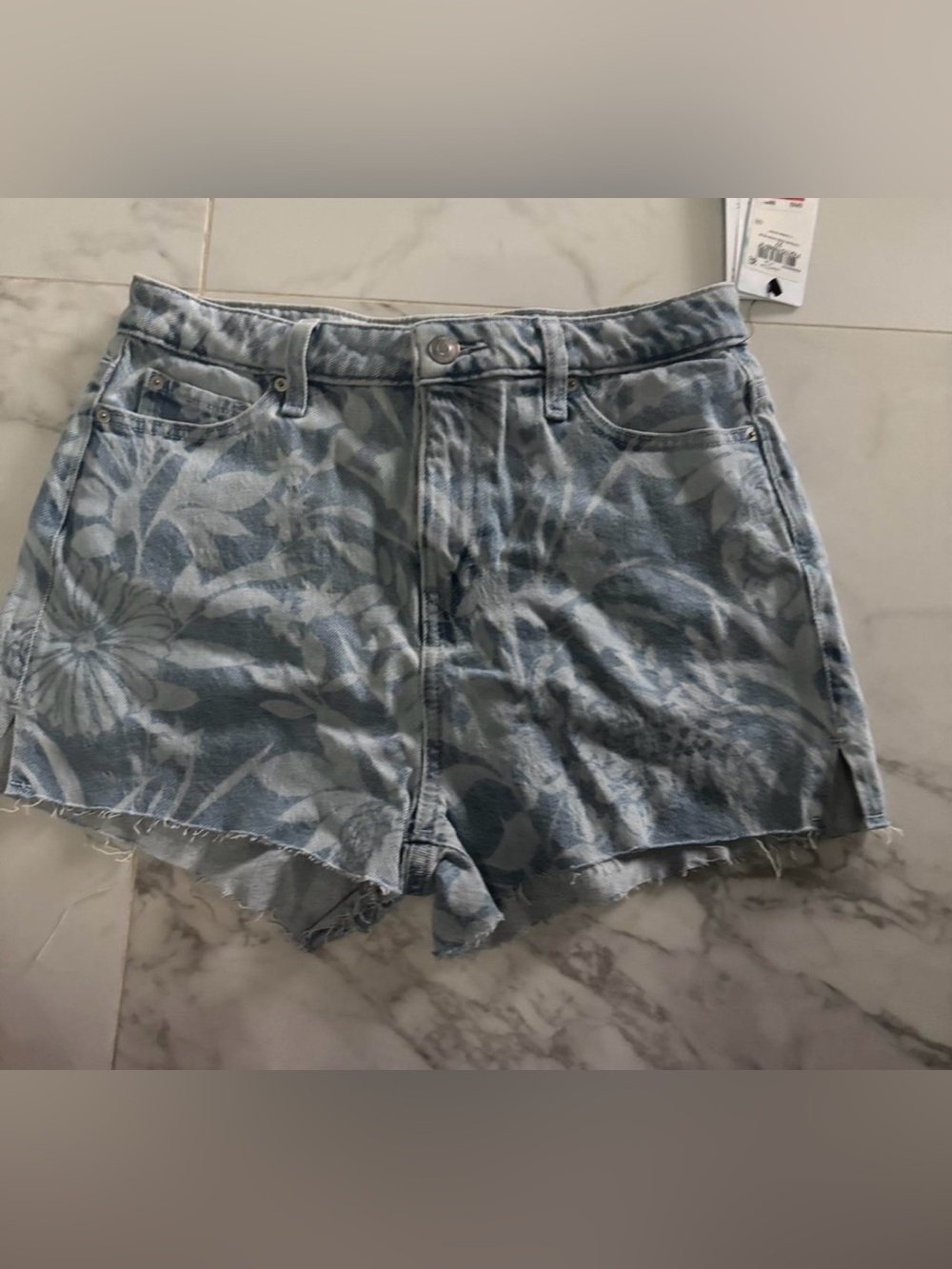Guess Floral Denim Shorts NWT Size 27 Y2K Style Cutoff